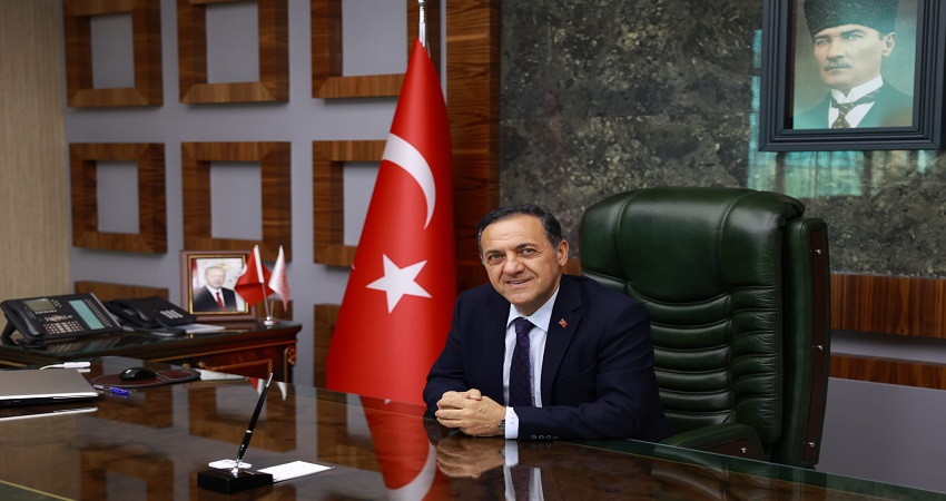 Ahmet Hamdi USTA